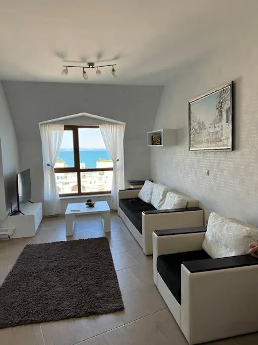Апартамент С Изглед Към Морето В Ла Мер Golden Sands Bulgaria